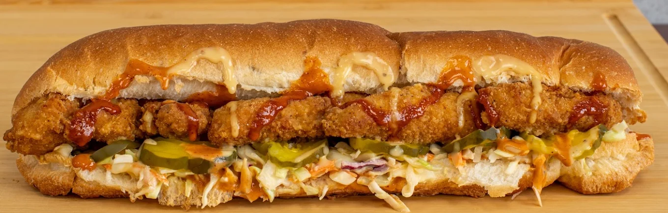 Tender chicken chunks with Eat & Dip signature sauces